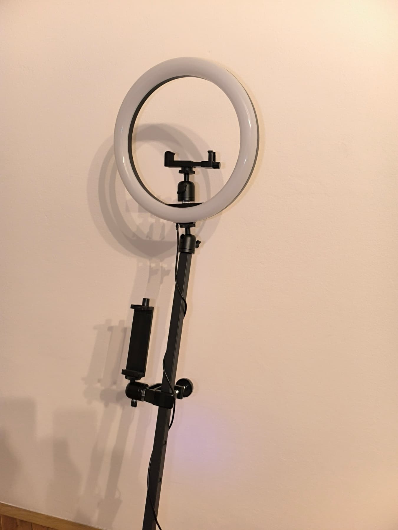 Kompletan 360 video booth setup za venčanja i proslave
